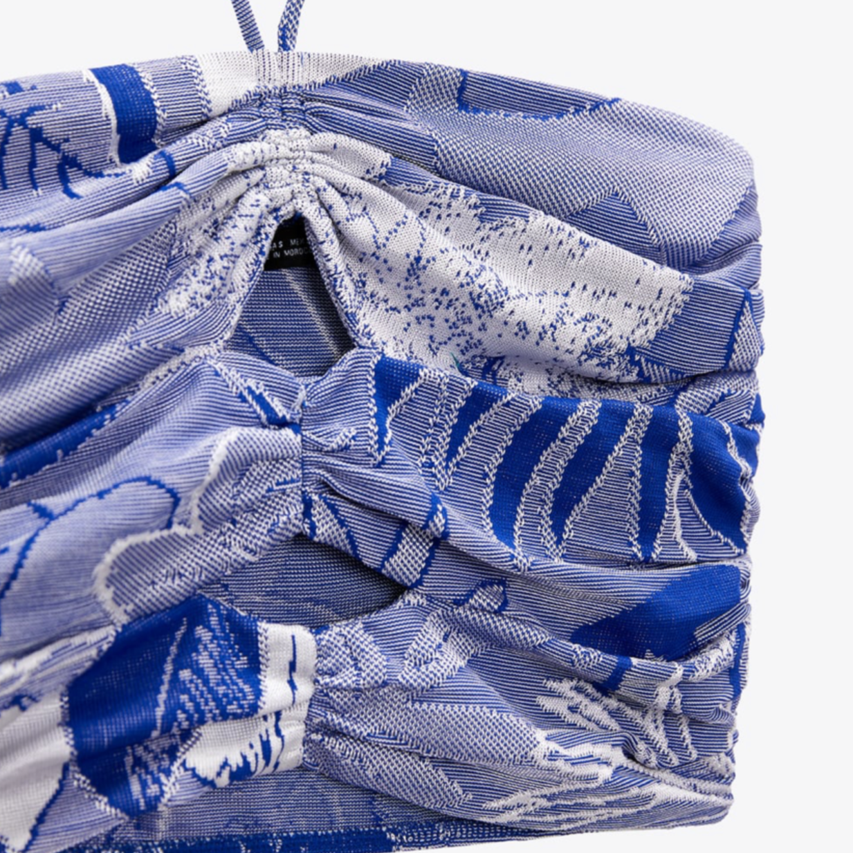 Zara - Haut en jacquard découpé
